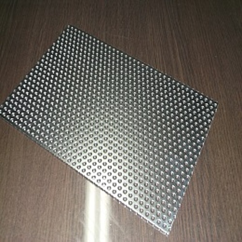 加賀金属　パンチングメタル　FPM-84